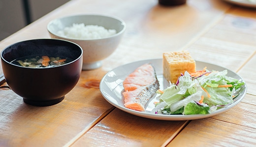 お食事